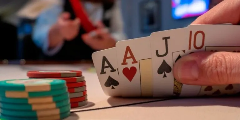 Mastering advanced strategies in Omaha POKER